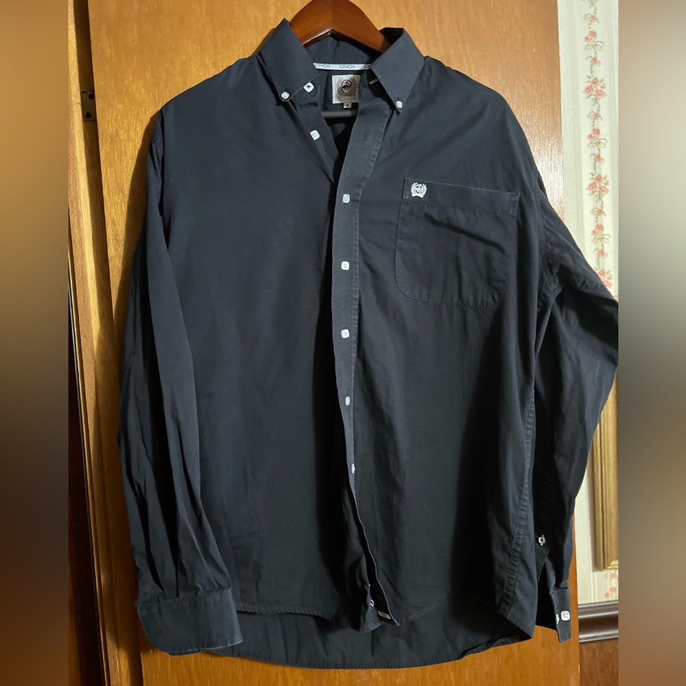 Cinch shirt pearl buttons